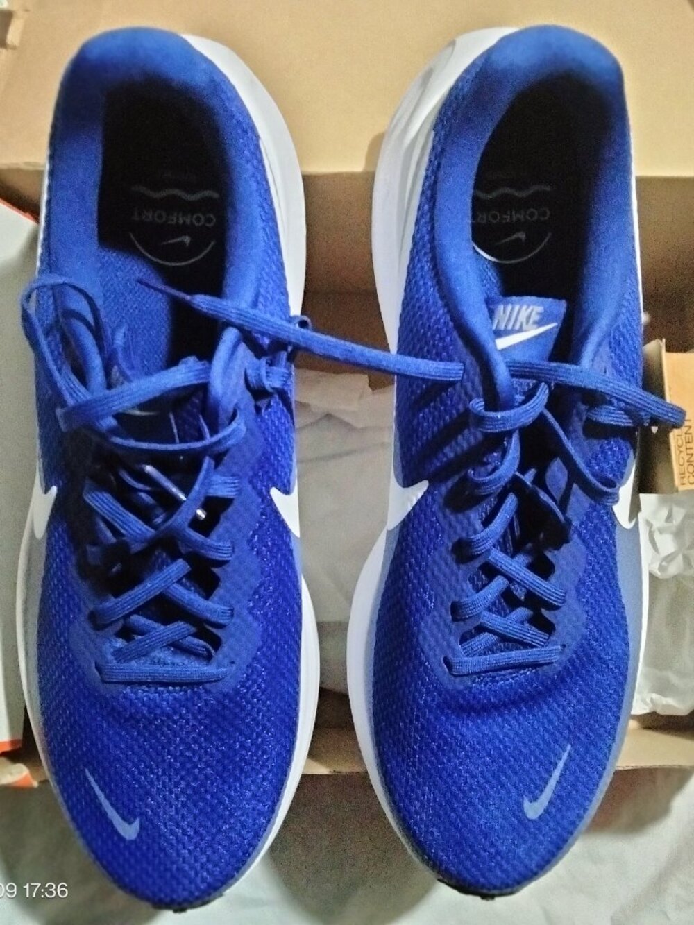 Nike Revolution 8 Deep Royal Blue White Mens Size 11.5 Womens 13 HJ9198-401